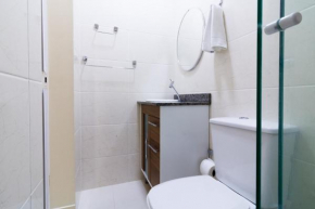 Apt beira mar na Av. Atlântica ZN8126